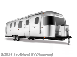 New 2024 Airstream Classic 30RB Twin available in Norcross, Georgia