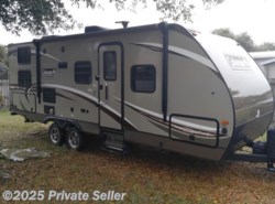 Used 2017 Dutchmen Coleman Light 2405BH available in Saint Cloud, Florida