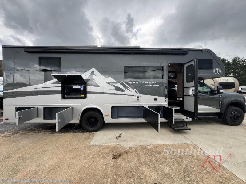 New 2025 East to West Bravado 33DS available in Lagrange, Georgia