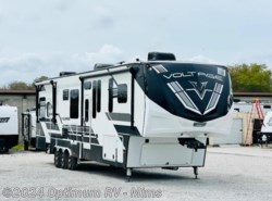 Used 2017 Dutchmen Voltage Epic V3970 available in Mims, Florida