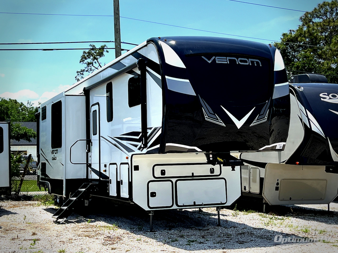 Used 2022 K-Z Venom 4113TK available in Mims, Florida