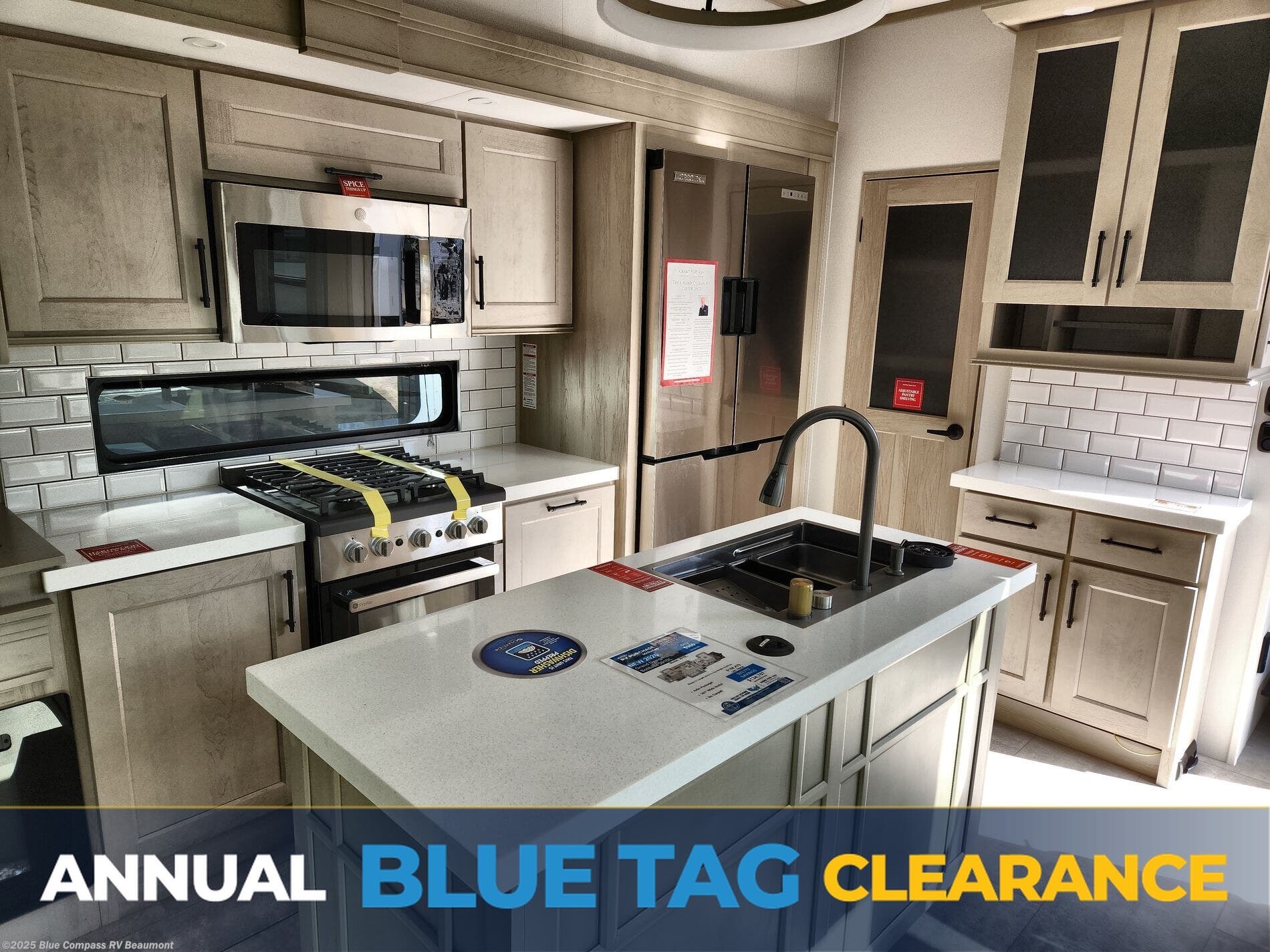 New 2026 Grand Design Solitude 391DL available in Vidor, Texas