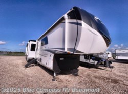 New 2025 Jayco Pinnacle 38FBRK available in Vidor, Texas