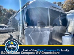New 2024 Airstream Flying Cloud 25FB available in Colfax, North Carolina
