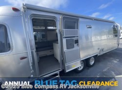New 2025 Airstream Flying Cloud 27FB available in Jacksonville, Florida