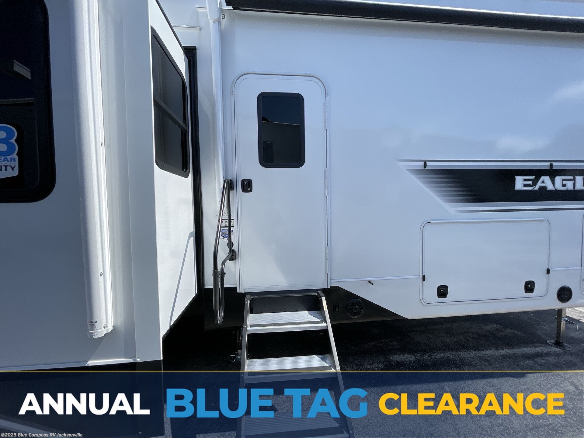 New 2025 Jayco Eagle 360DBOK available in Jacksonville, Florida