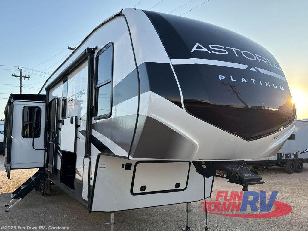 New 2025 Dutchmen Astoria 3173RLP available in Corsicana, Texas