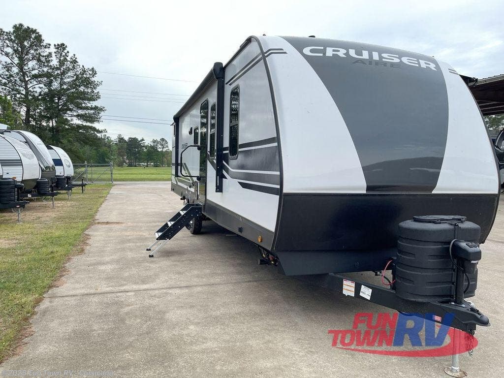New 2025 CrossRoads Cruiser Aire 34BHS available in Corsicana, Texas