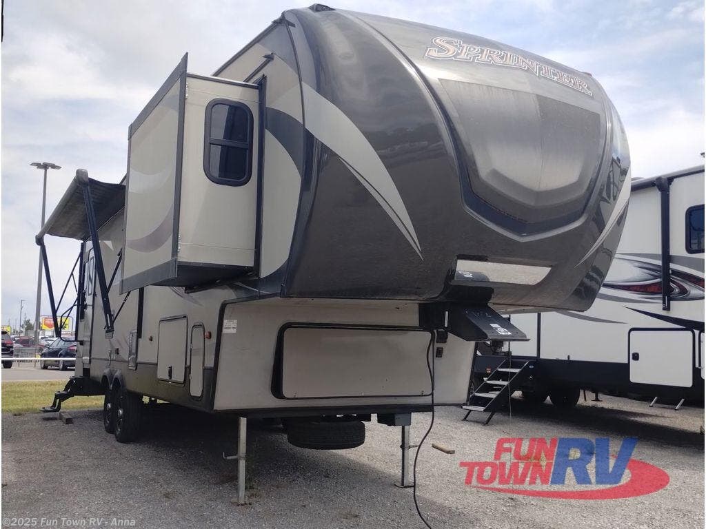 Used 2016 Keystone Sprinter 269FWRLS available in Anna, Illinois