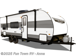 Used 2025 Gulf Stream Kingsport Ultra Lite 248BH available in Anna, Illinois