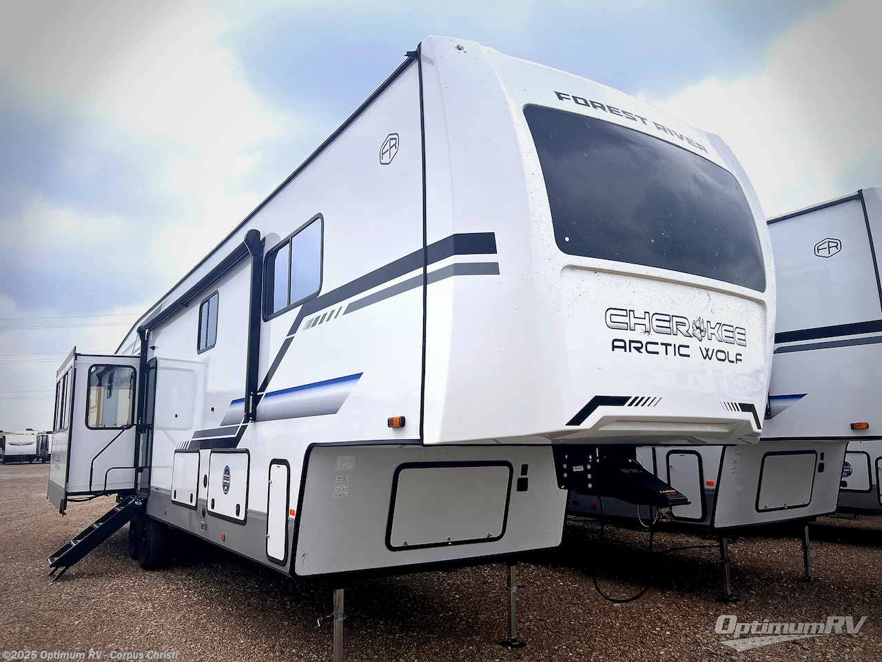 New 2025 Forest River Cherokee Arctic Wolf Suite 3650SUITE available in Robstown, Texas