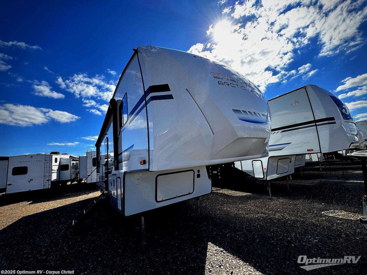 Used 2025 Forest River Cherokee Arctic Wolf 287BH available in Robstown, Texas