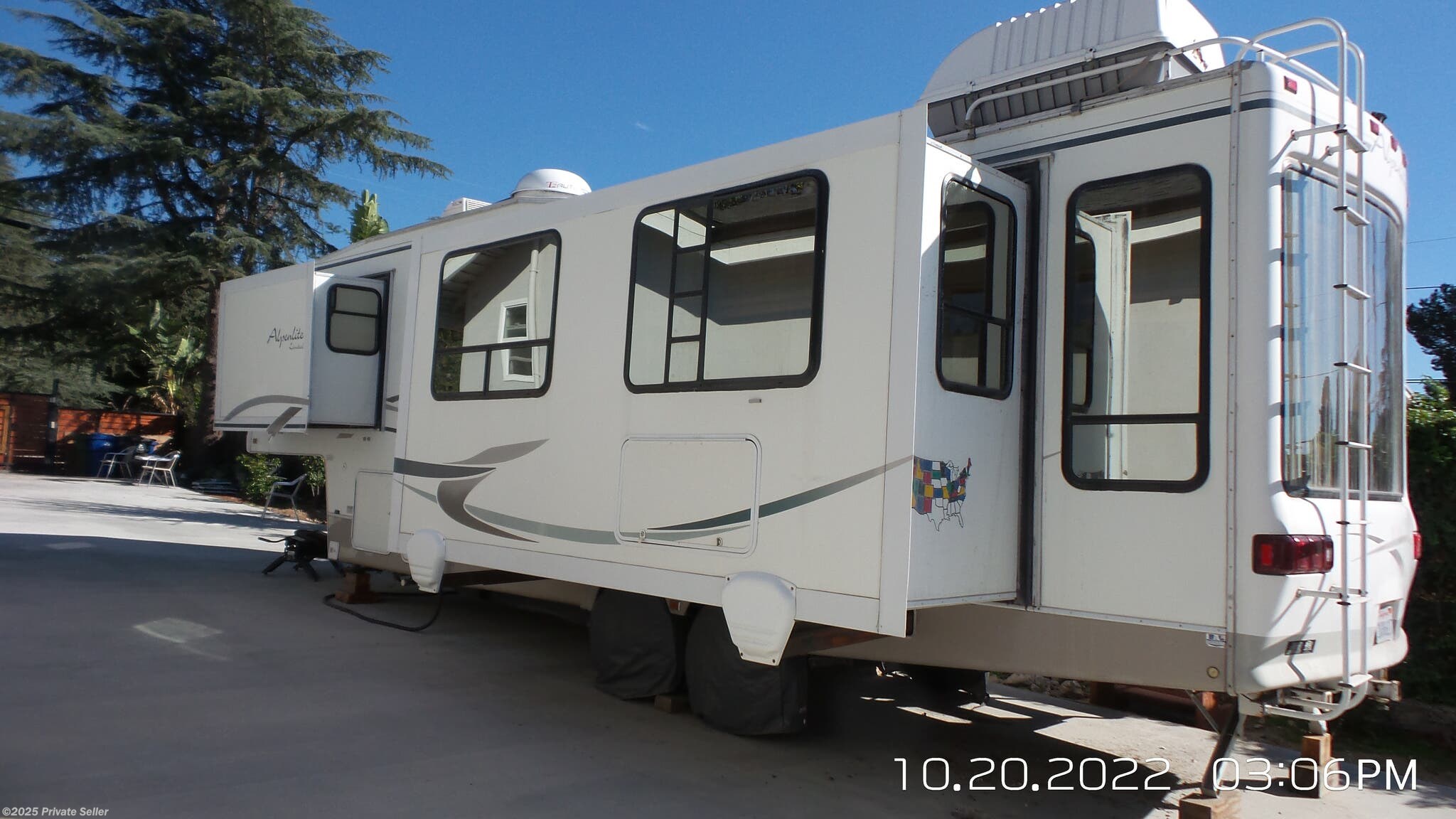 Used 2001 Western RV Alpenlite available in Tujunga, California