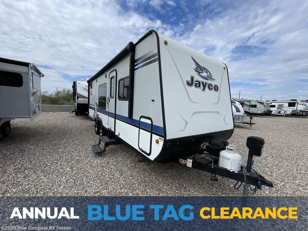 Used 2018 Jayco Jay Feather 7 22BHM available in Tucson, Arizona