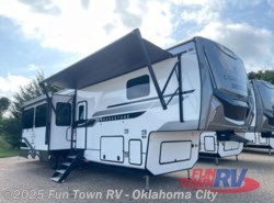New 2025 Coachmen Brookstone 318RLL available in Oklahoma City, Oklahoma