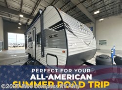 New 2026 Jayco Jay Flight SLX 210QB available in Katy, Texas