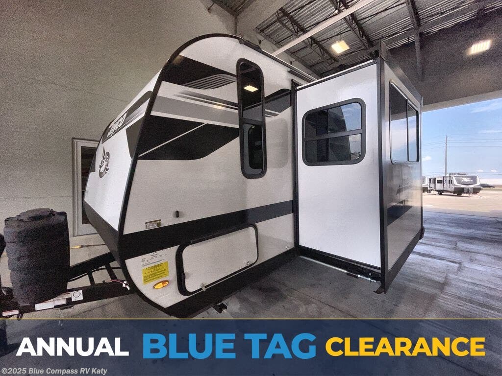 New 2026 Jayco Jay Feather Air 19MBS available in Katy, Texas