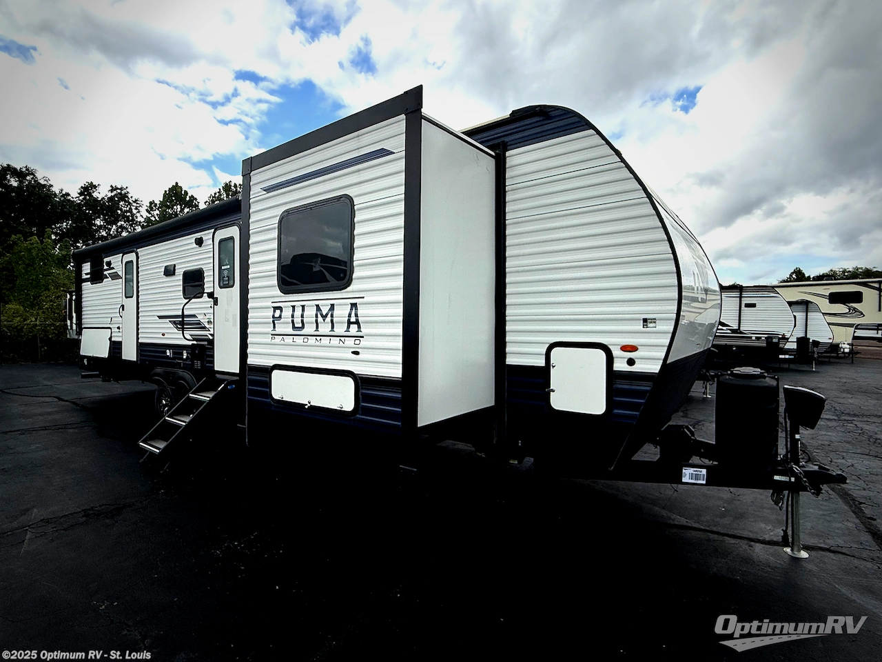 Used 2024 Palomino Puma 32BHQS available in Festus, Missouri