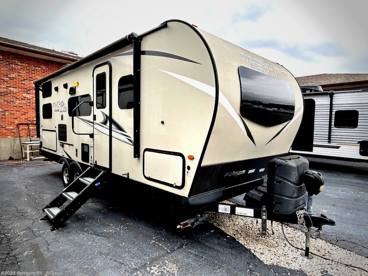 Used 2020 Forest River Flagstaff Micro Lite 25BRDS available in Festus, Missouri