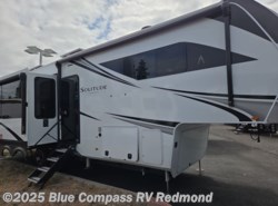 New 2025 Grand Design Solitude 310GK available in Redmond, Oregon