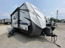 Used 2021 Keystone Premier Ultra Lite 19FBPR available in Newtown, Connecticut