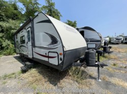 Used 2020 Coleman Light LX 2125BH available in Newtown, Connecticut