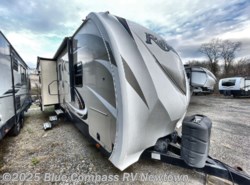 Used 2017 Grand Design Reflection 297RSTS available in Newtown, Connecticut