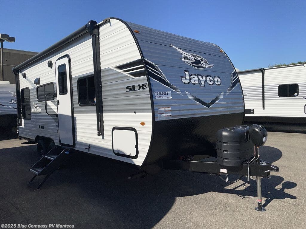 New 2026 Jayco Jay Flight SLX 210QBW available in Manteca, California