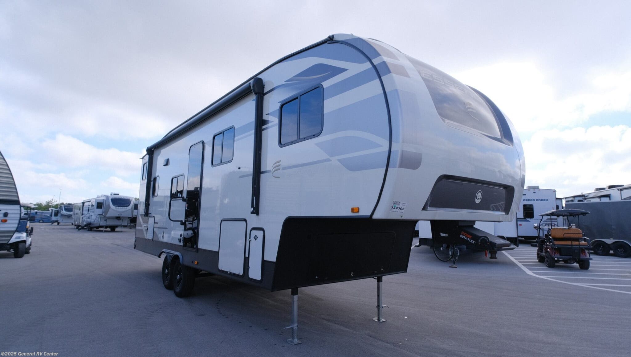 New 2024 Cruiser RV Essence E-28DB available in Fort Pierce, Florida