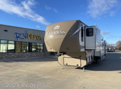 Used 2016 Thor  REDWOOD CYPRESS 39FL available in Cleburne, Texas