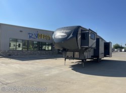 Used 2015 Forest River Sandpiper FLIK available in Cleburne, Texas