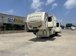 Used 2019 Keystone Montana 3701LK available in Cleburne, Texas