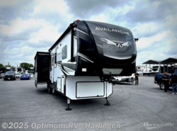 Used 2021 Keystone Avalanche 338GK available in La Feria, Texas