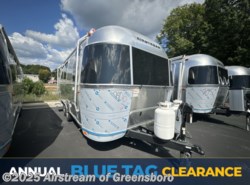 New 2026 Airstream Flying Cloud 23FB Twin available in Colfax, North Carolina