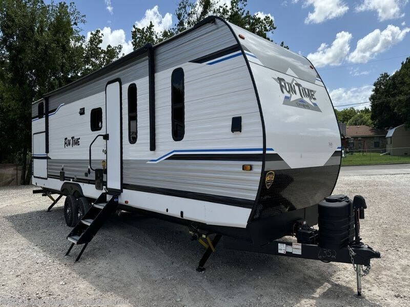 New 2024 CrossRoads FUN TIME 345JM available in North Branch, Michigan