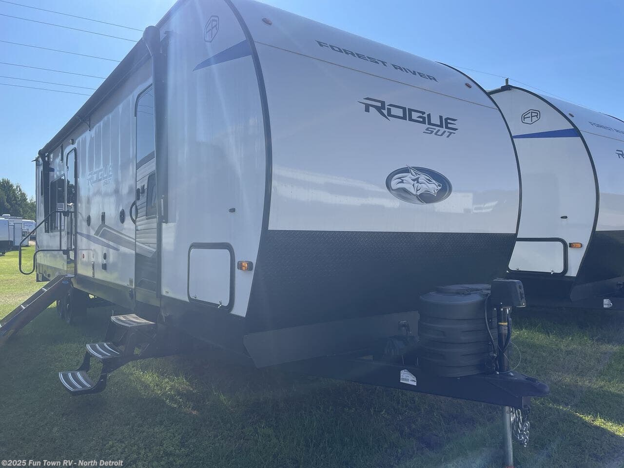 New 2025 Forest River Vengeance Rogue SUT 29SUT available in North Branch, Michigan