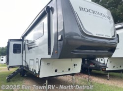 New 2026 Forest River Rockwood Signature 405SBH available in North Branch, Michigan
