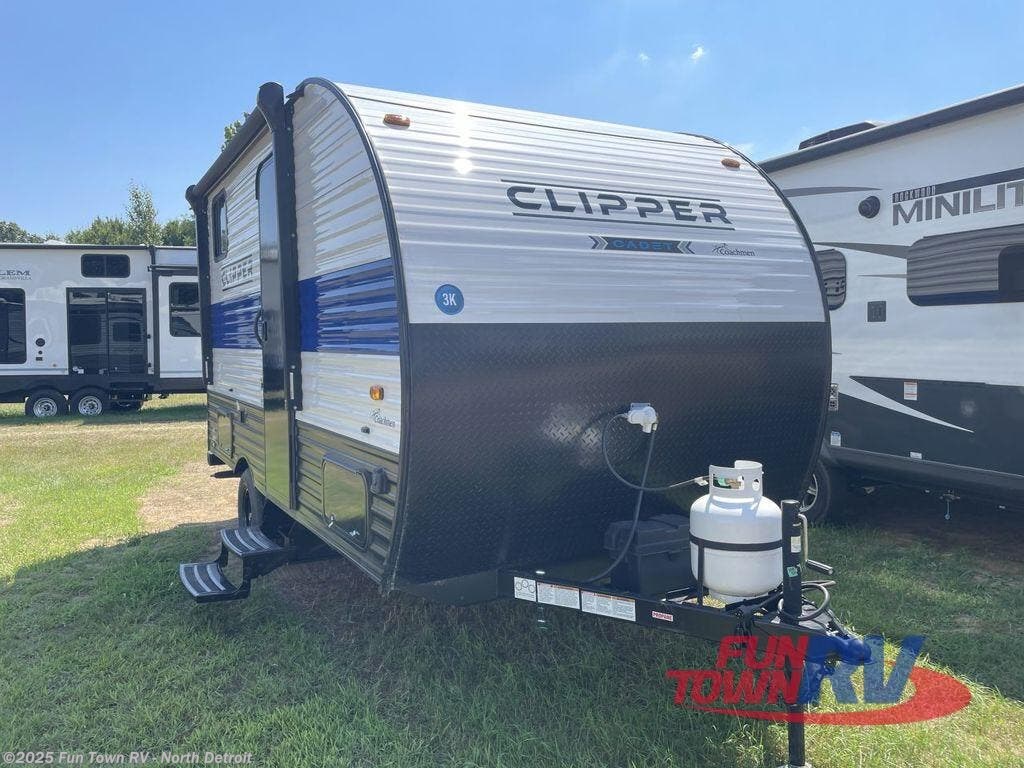 Used 2024 Coachmen Clipper Cadet 15CBH available in North Branch, Michigan