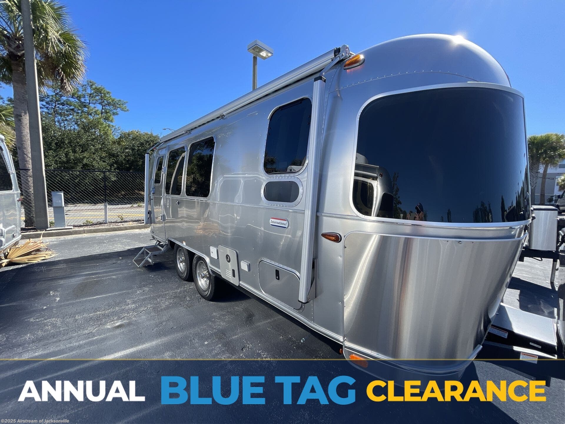 New 2026 Airstream International 23FB Twin available in Jacksonville, Florida