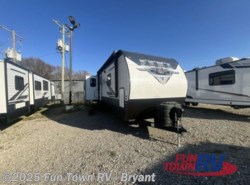 New 2024 Palomino Puma 31RLQS available in Bryant, Arkansas