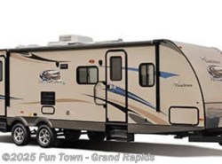 Used 2015 Coachmen Freedom Express 310BHDS available in Rockford, Michigan