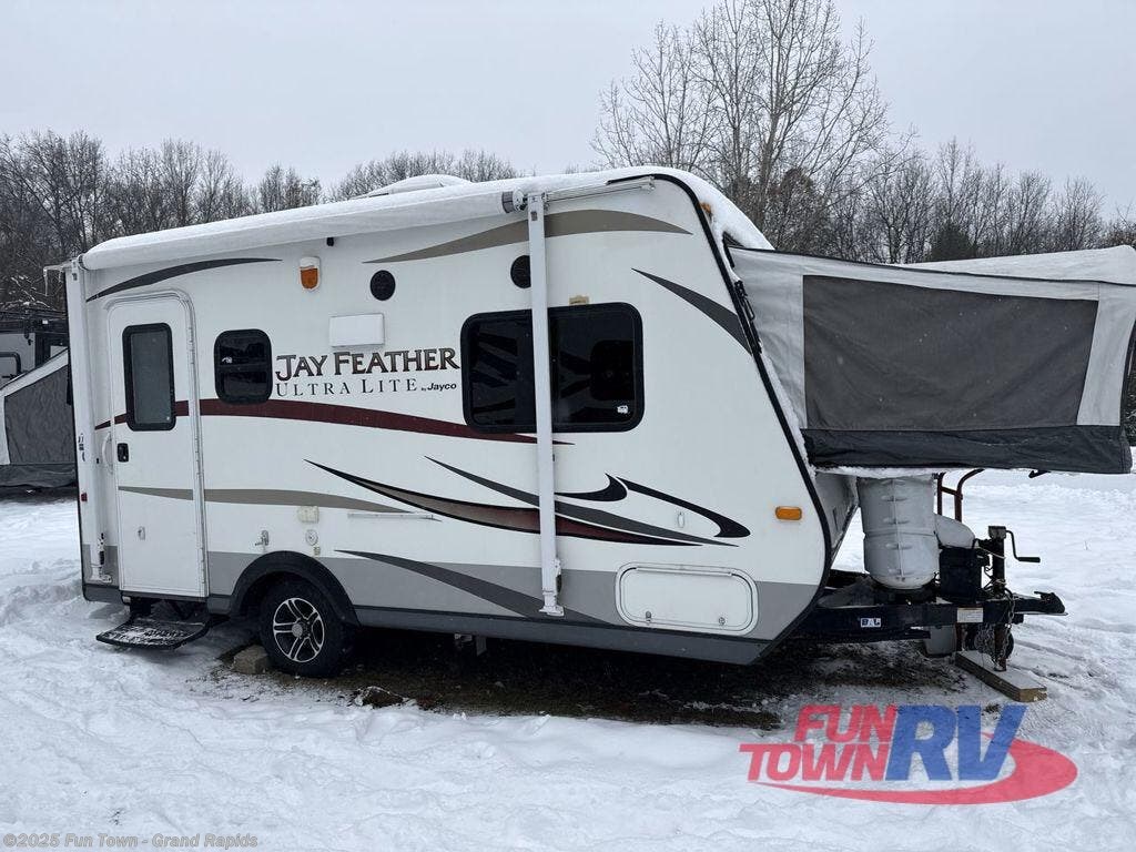 Used 2014 Jayco Jay Feather Ultra Lite X17Z available in Rockford, Michigan