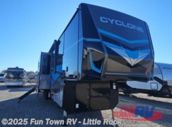 New 2025 Heartland Cyclone 4006 available in Little Rock, Arkansas