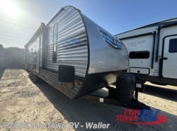 Used 2022 Forest River Salem 26DBUD available in Waller, Texas