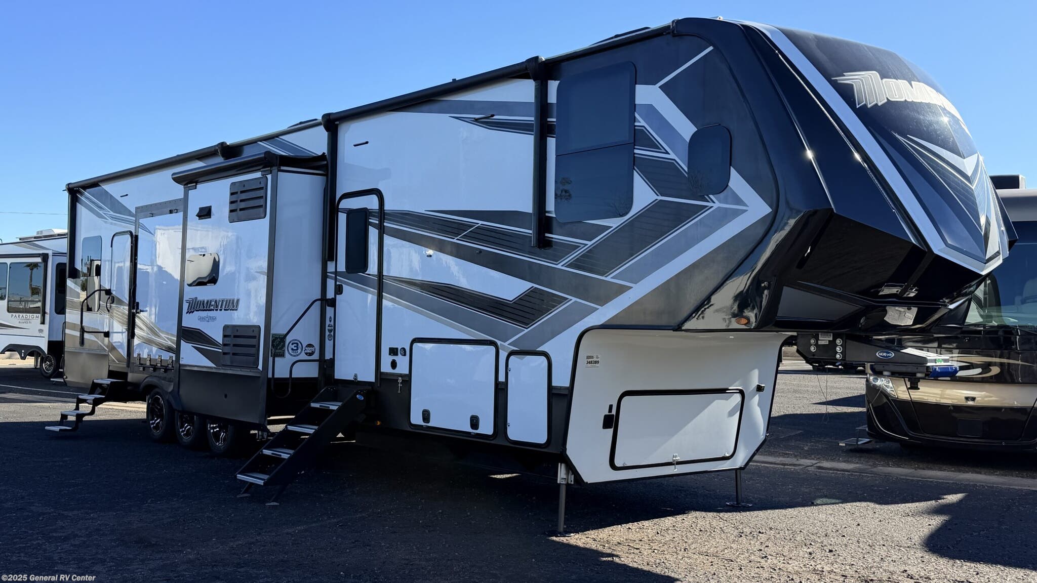Used 2022 Grand Design Momentum 399TH available in Mesa, Arizona