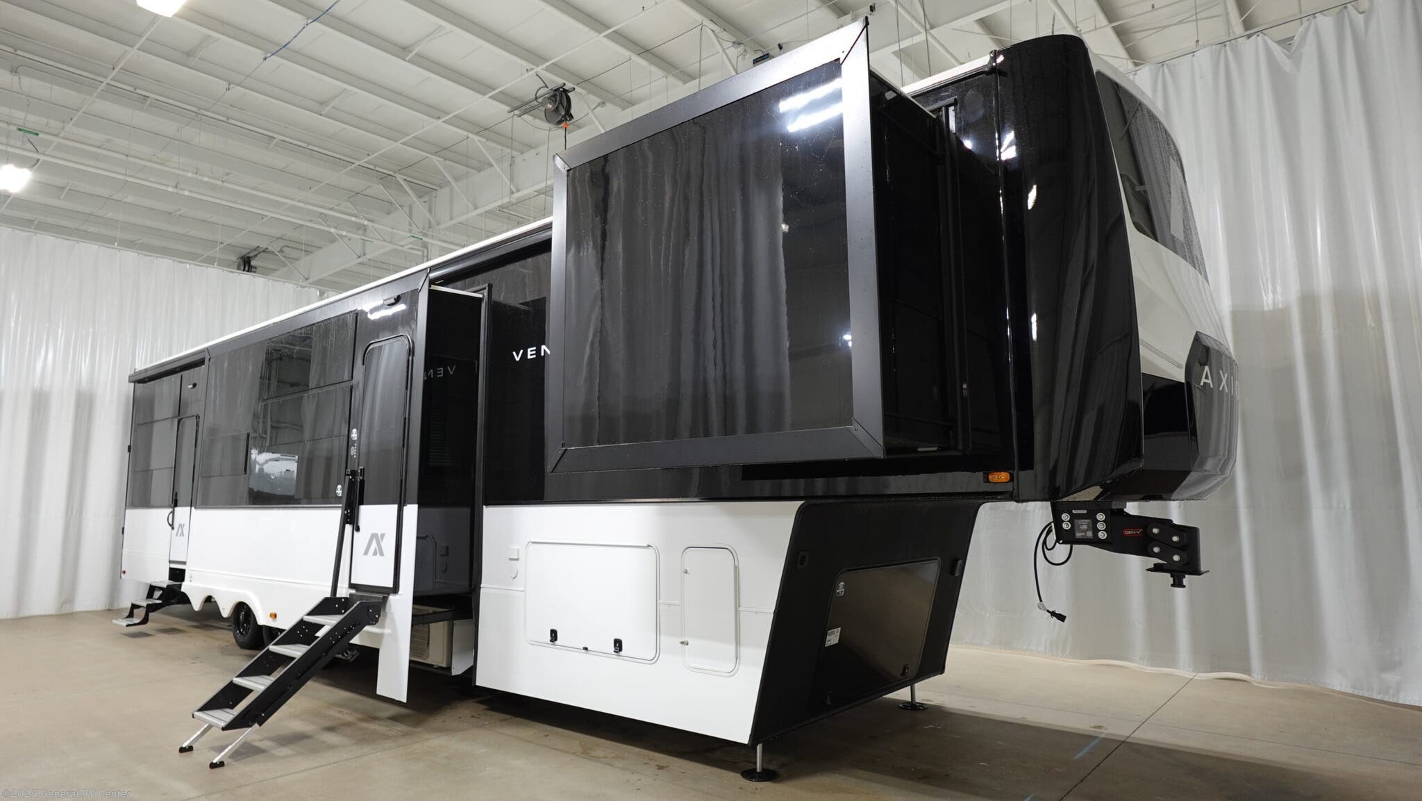 New 2026 Axiom Vendetta V4250 available in Longmont, Colorado