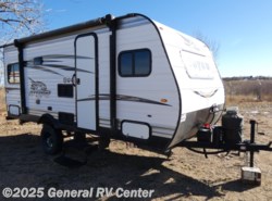 Used 2018 Jayco Jay Flight SLX 175RD available in Longmont, Colorado