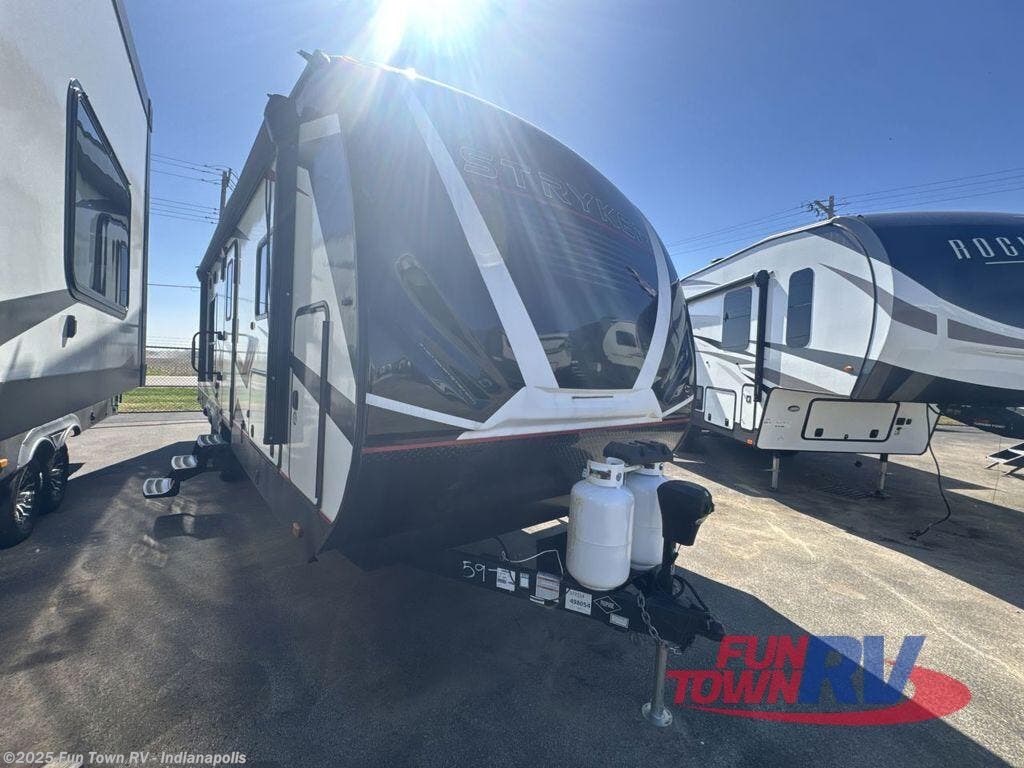 New 2022 Cruiser RV Stryker ST2714 available in Edinburgh, Indiana