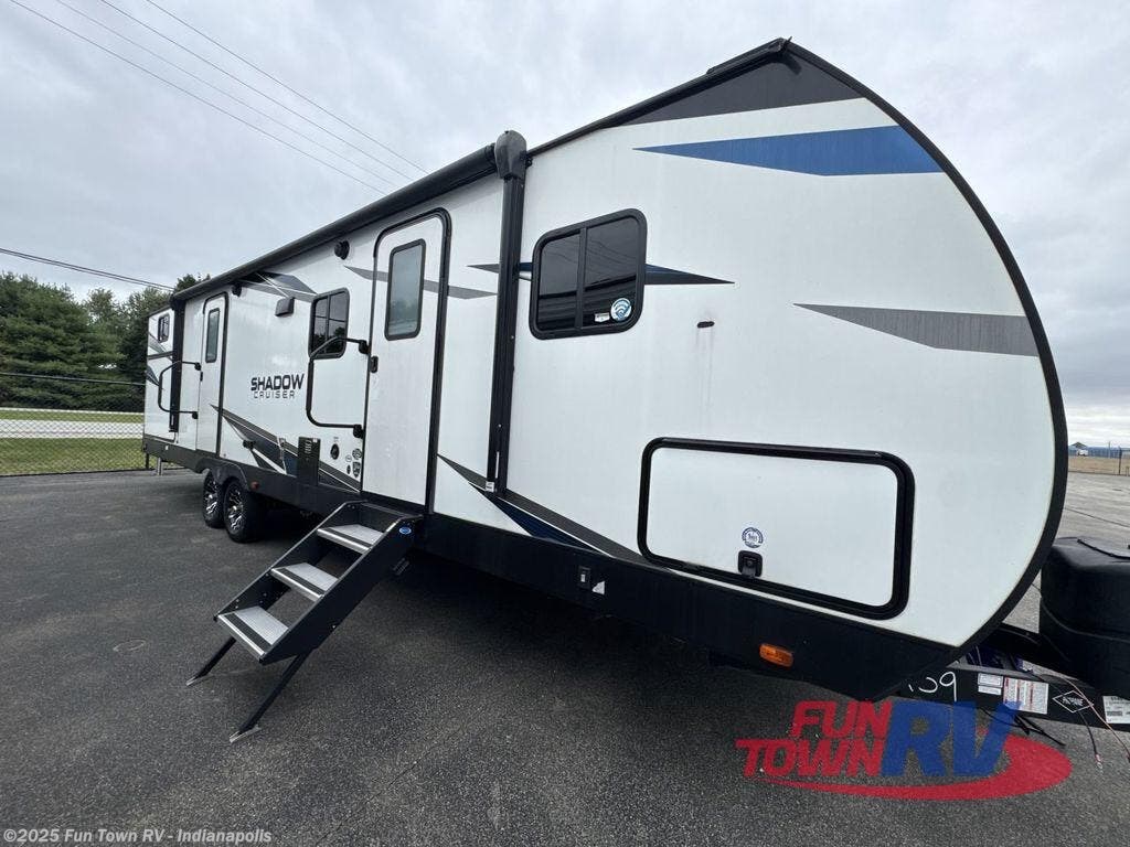 New 2023 Cruiser RV Shadow Cruiser 325BHS available in Edinburgh, Indiana
