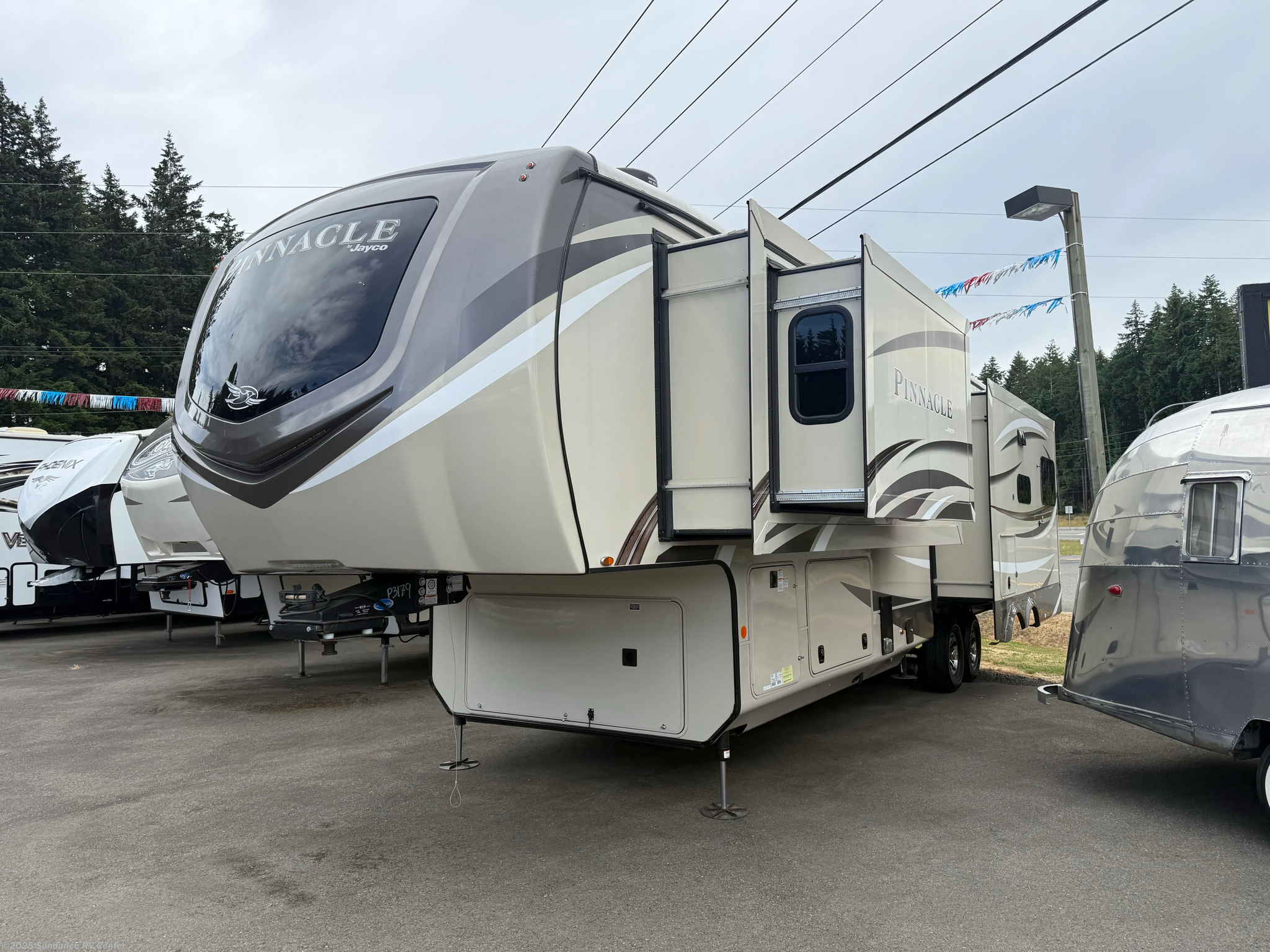 Used 2020 Jayco Pinnacle 36SSWS available in Shelton, Washington